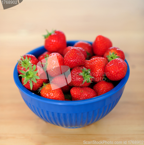 Image of Fresh strawberries in a bowl