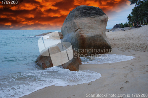 Image of Storm approaching Lamui Beach in Koh-Samui