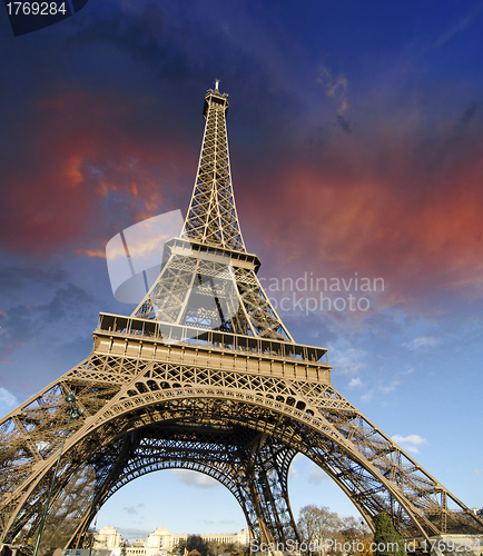 Image of Sunrise in Paris, with the Eiffel Tower 