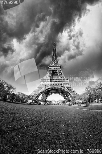 Image of Front view of Eiffel Tower from Champ de Mars