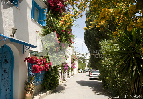 Image of street scene Sidi Bou Said Tunisia
