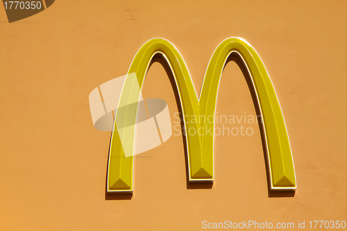 Image of Mcdonald logo, Hong Kong