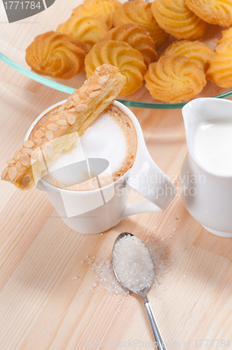 Image of fresh breakfast coffee and pastry