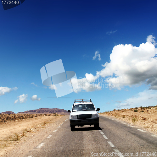 Image of with the jeep in the Sahara desert