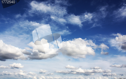 Image of clouds in sky