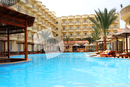 Image of hotel with pool