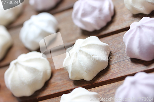 Image of mini meringues