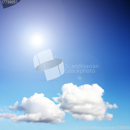 Image of sun and blue sky