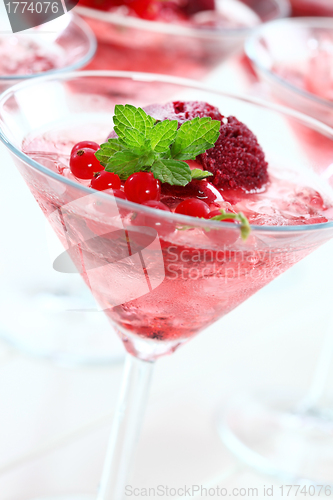 Image of Summer cocktail with champagne and sorbet