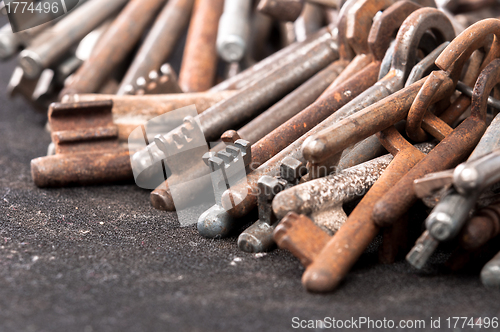 Image of A large group of rusty keys