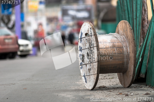 Image of Wooden roll at construction site