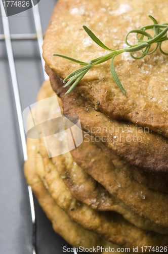 Image of Homemade rustical crackers with rosemary