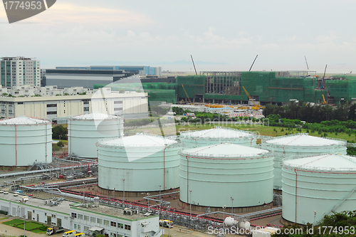 Image of oil tank at day