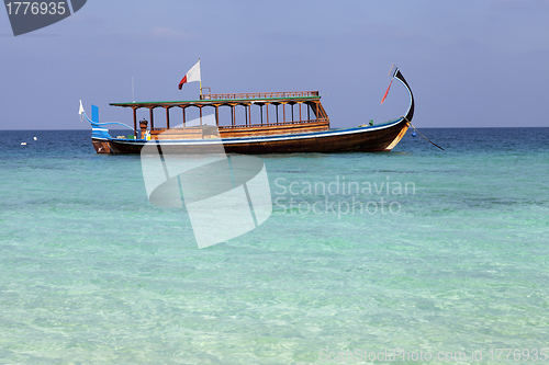 Image of Maldivian fishing boat
