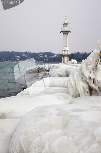 Image of Geneva lighthouse in winter