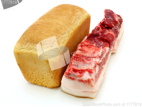 Image of bread and the big piece of meat 