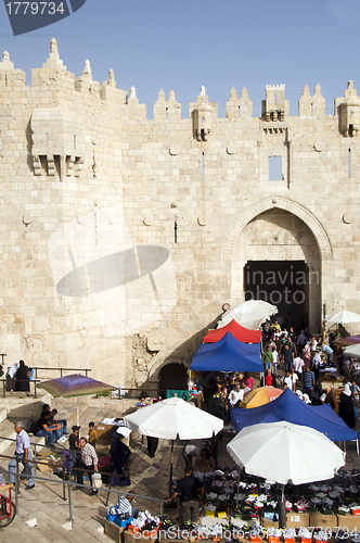 Image of editorial shoppers at Damascus Gate Palestine Old City