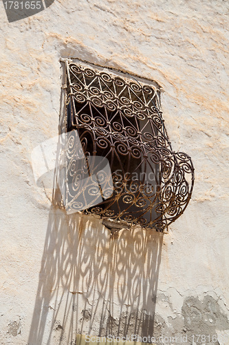 Image of detail of a tunisian window 