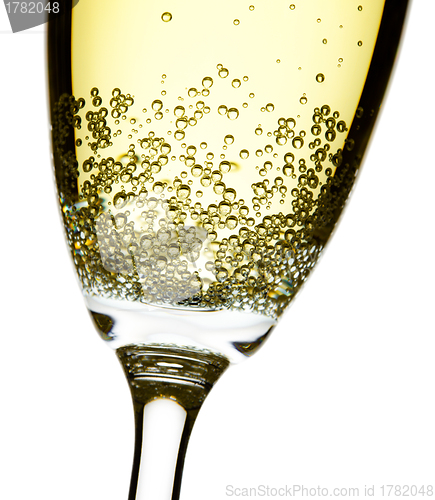 Image of champagne flute closeup