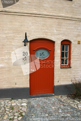 Image of red door
