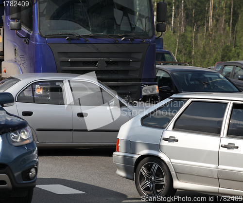 Image of collision of the truck and car