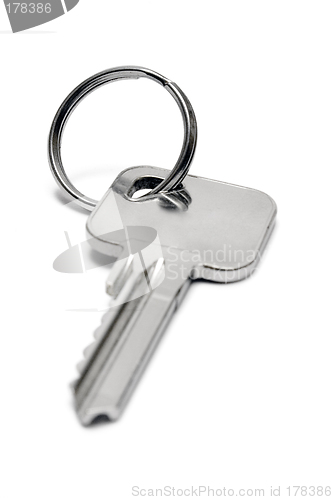 Image of Single Apartment Key w/ Ring (Front View)