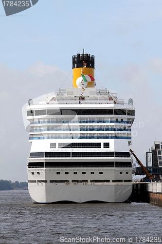 Image of big cruise ship