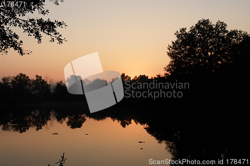 Image of lake at sunrise