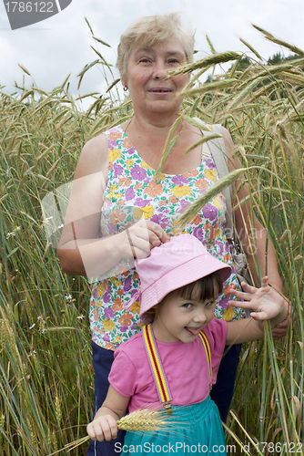 Image of The grandmother with the grand daughter