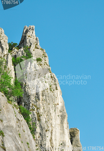 Image of mountain cliff