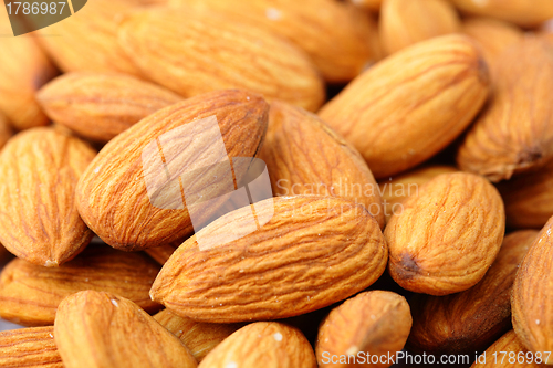 Image of almonds