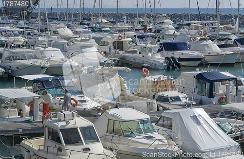 Image of harbor scenery