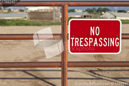 Image of no trespassing sign