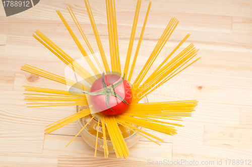 Image of fresh tomato and spaghetti pasta
