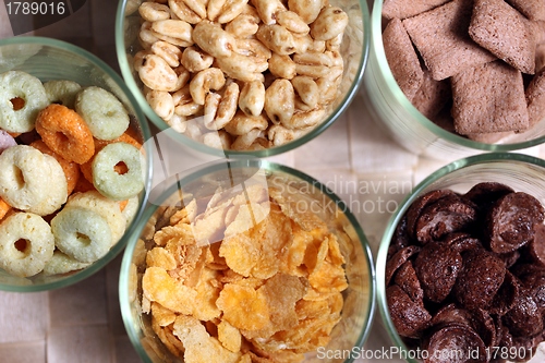 Image of a mix of breakfast cereals