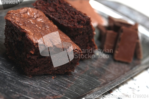 Image of some brownies with their ingredients