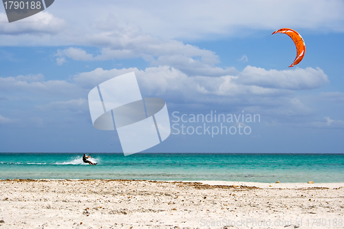 Image of kitesurfing in Italy