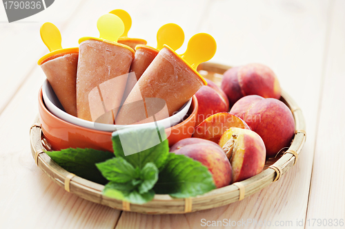 Image of peach ice cream