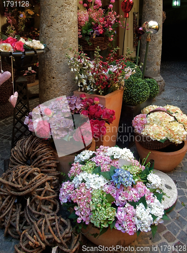 Image of posies and deco