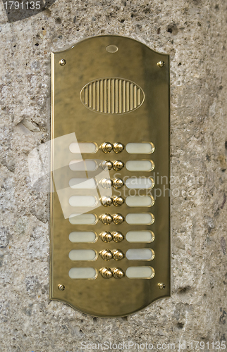 Image of metallic doorbell plate