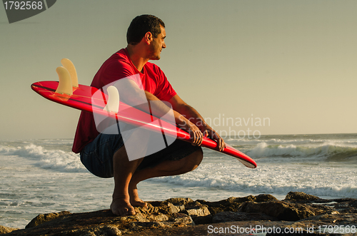 Image of Surfer watching the waves