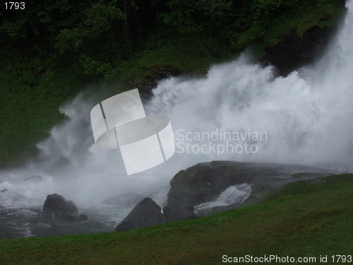 Image of Steinsdalsfossen 30.06.2001_4