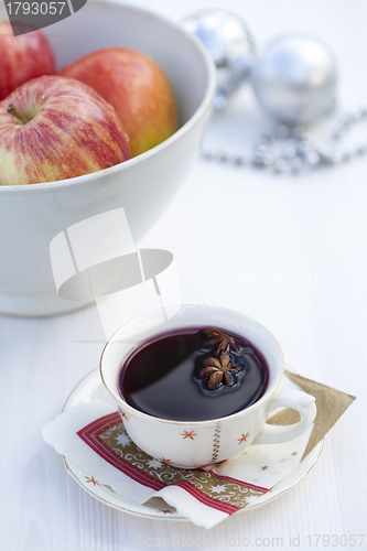 Image of Mulled wine and christmas apples