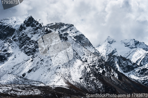 Image of glacier and mountain range not far Gorak shep 