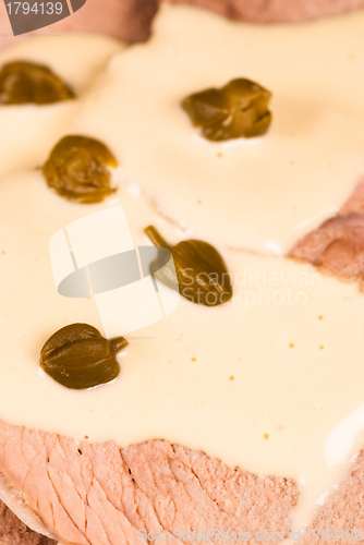 Image of Vitel tone closeup