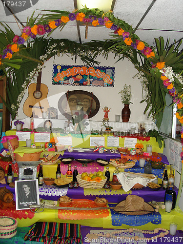 Image of Mexican Altar to the Dead