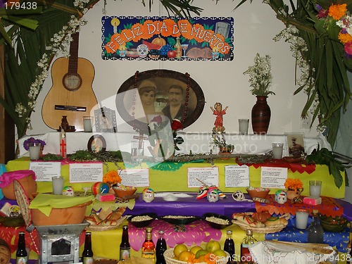 Image of Mexican Altar to the Dead