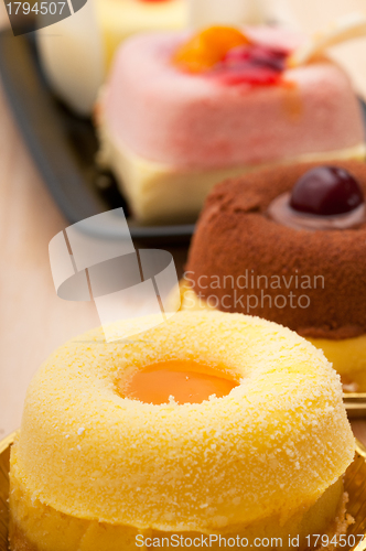 Image of fresh berry fruit cake