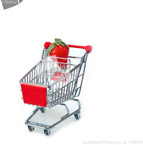 Image of strawberry on shopping cart