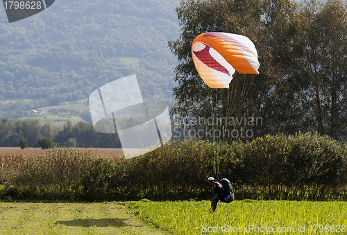 Image of Para glider landing